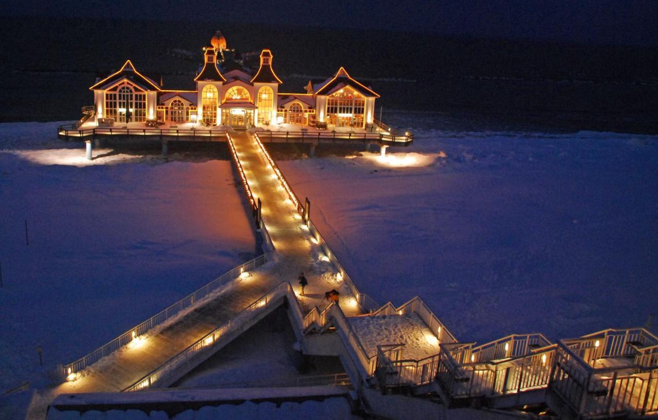 Appartementhaus Ida Im Ostseebad ゼリン エクステリア 写真